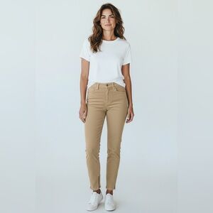 Vince Classic Tan Jeans Size 29